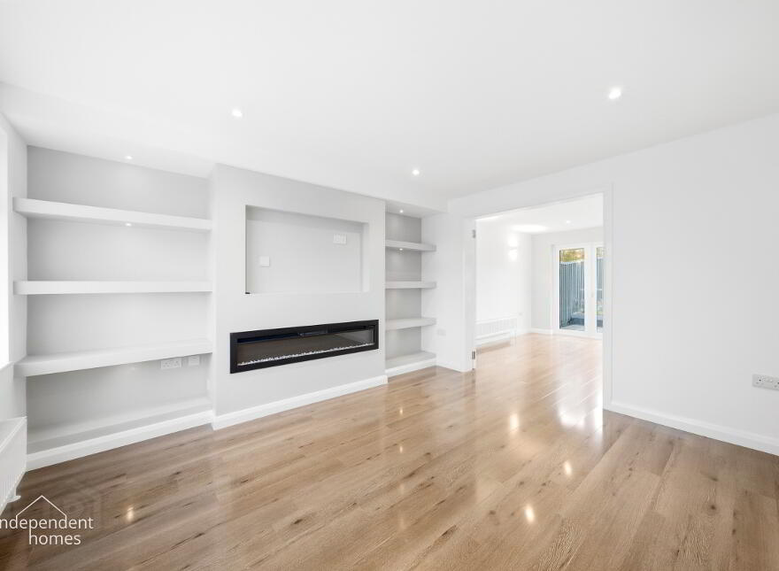 25 Argyll View, Larne, BT40 2JR