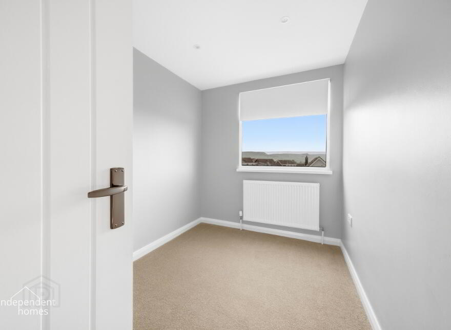 25 Argyll View, Larne, BT40 2JR