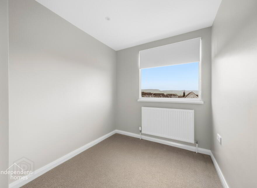25 Argyll View, Larne, BT40 2JR