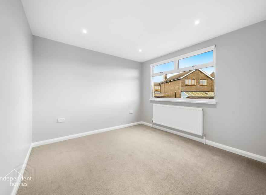25 Argyll View, Larne, BT40 2JR