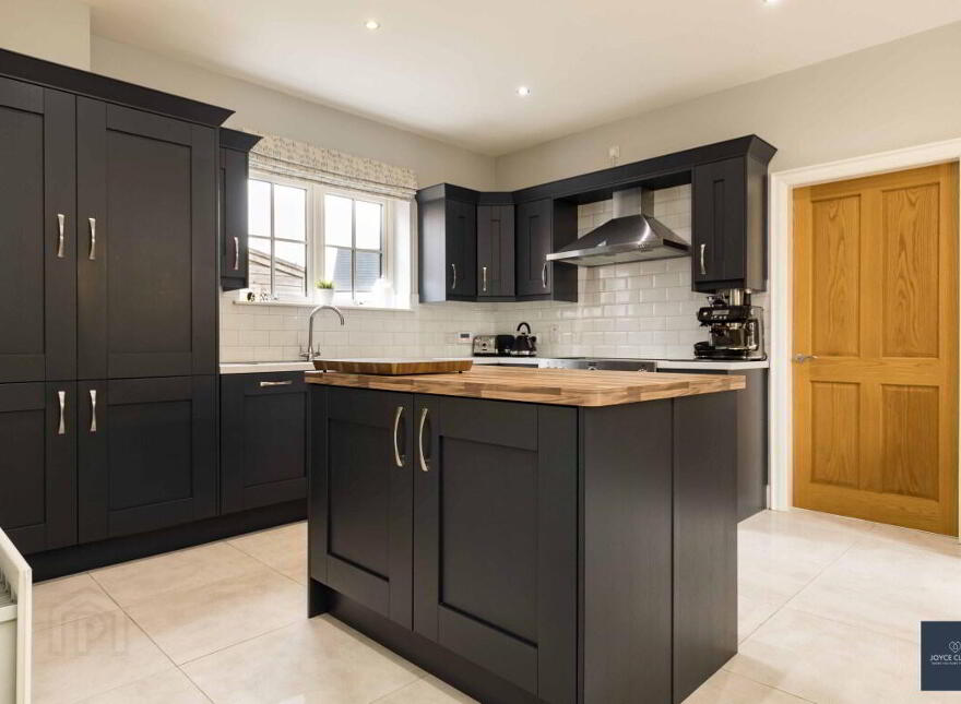 2 Bracken Hall, Portadown, BT63 5XG
