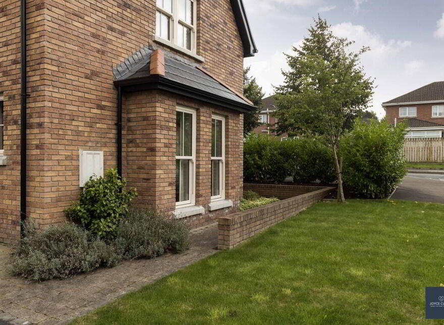2 Bracken Hall, Portadown, BT63 5XG