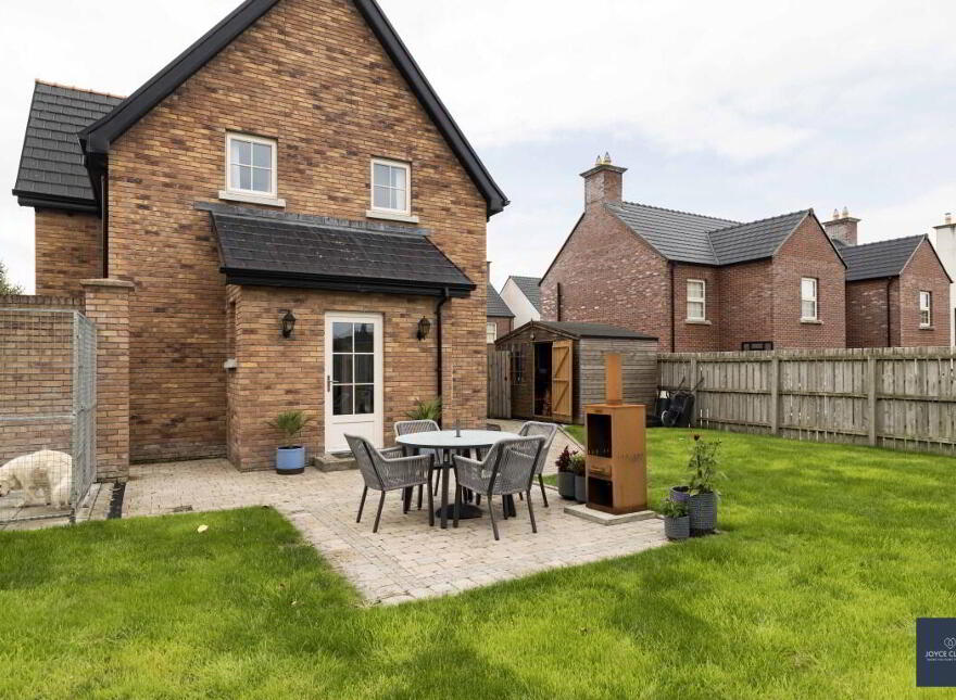 2 Bracken Hall, Portadown, BT63 5XG