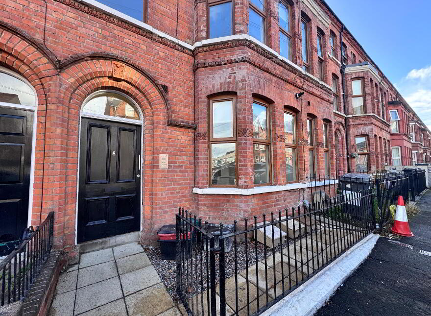 Apt 2, 8 Willowbank Gardens, Belfast, BT15 5AH