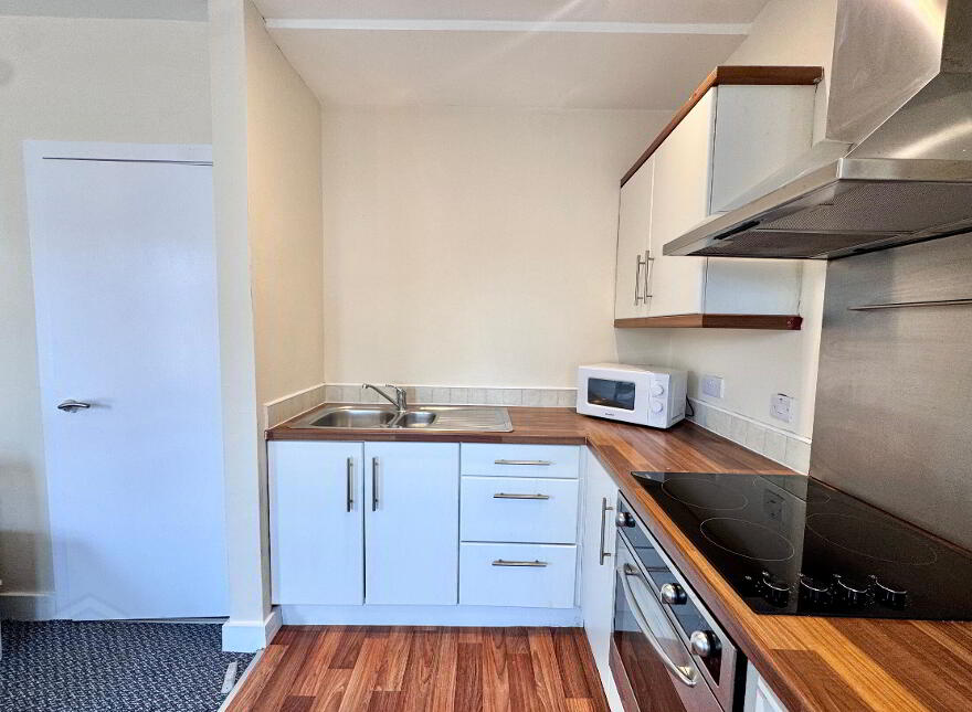 Apt 2, 8 Willowbank Gardens, Belfast, BT15 5AH