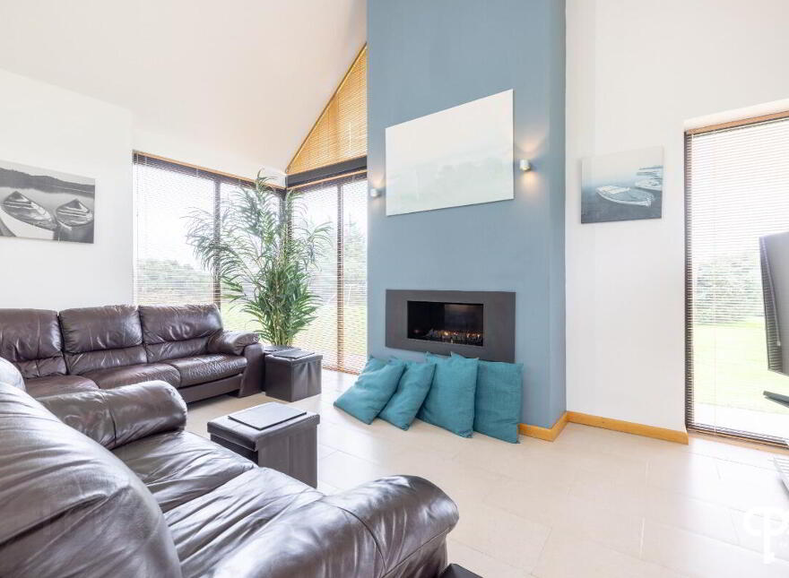 137 Ballyhanedin Road, Claudy, BT47 4EW
