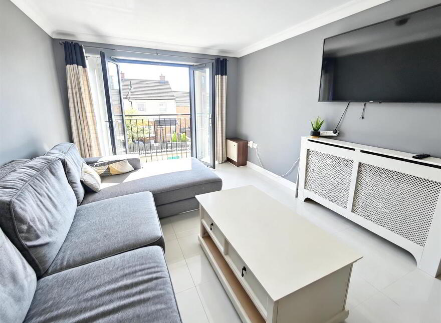 Apt, 8, 9 Brown Square, Belfast, BT13 2BW