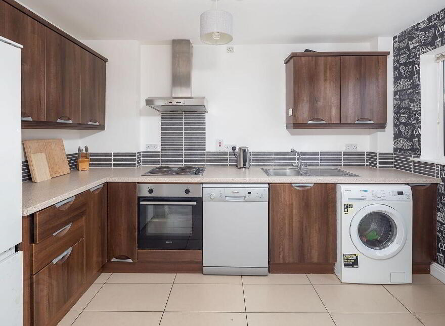 4 Ashbrook, Castlelake, Carrigtwohill, T45C984