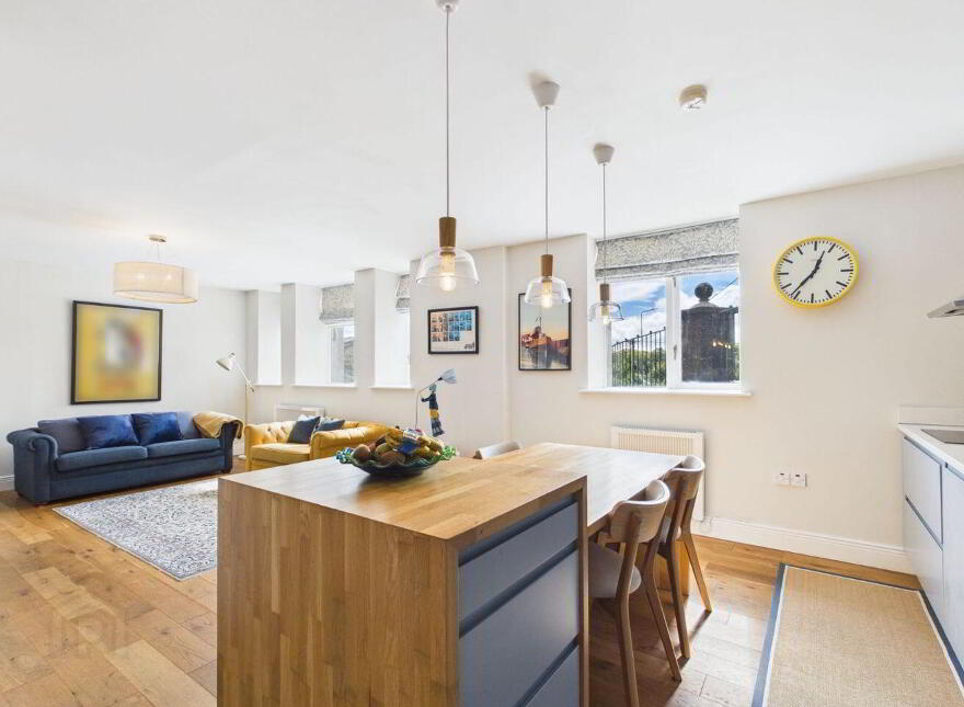 8 Stone Court, Trafalgar Hill, Montenotte, T23VY40