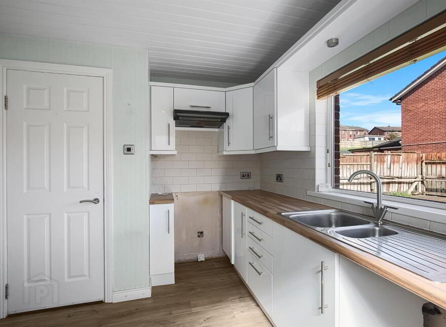 1 Ringhaddy Drive, Newtownards, BT23 8XB