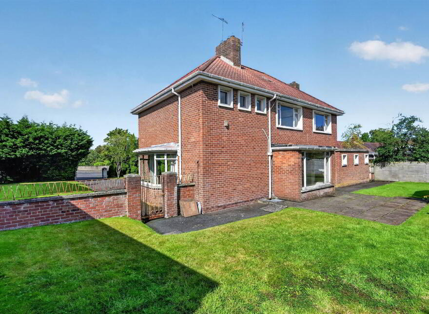 Monte Bre, 136 Upper Malone Road, Belfast, BT9 5PE