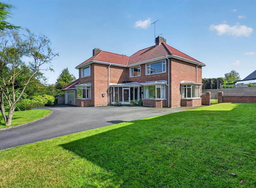 Monte Bre, 136 Upper Malone Road, Belfast, BT9 5PE