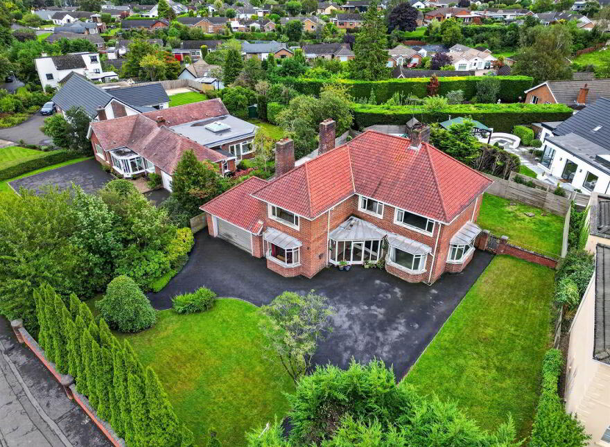 Monte Bre, 136 Upper Malone Road, Belfast, BT9 5PE