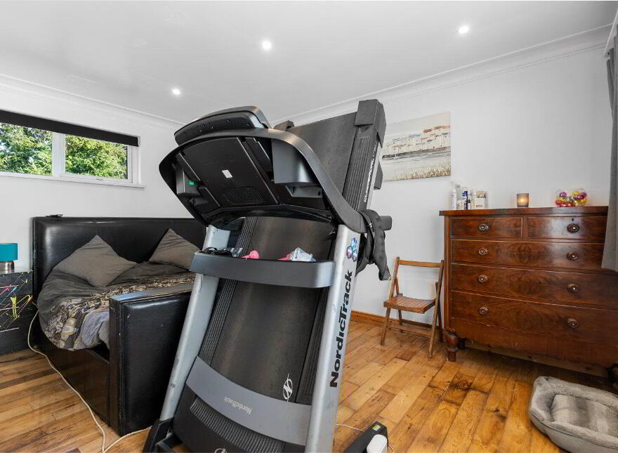 Seamourne, 268 Ballygowan Road, Crossnacreevy, Belfast, BT5 7UD