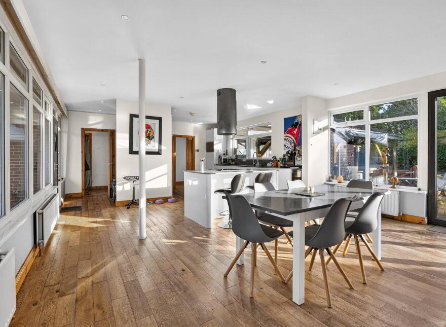 Seamourne, 268 Ballygowan Road, Crossnacreevy, Belfast, BT5 7UD