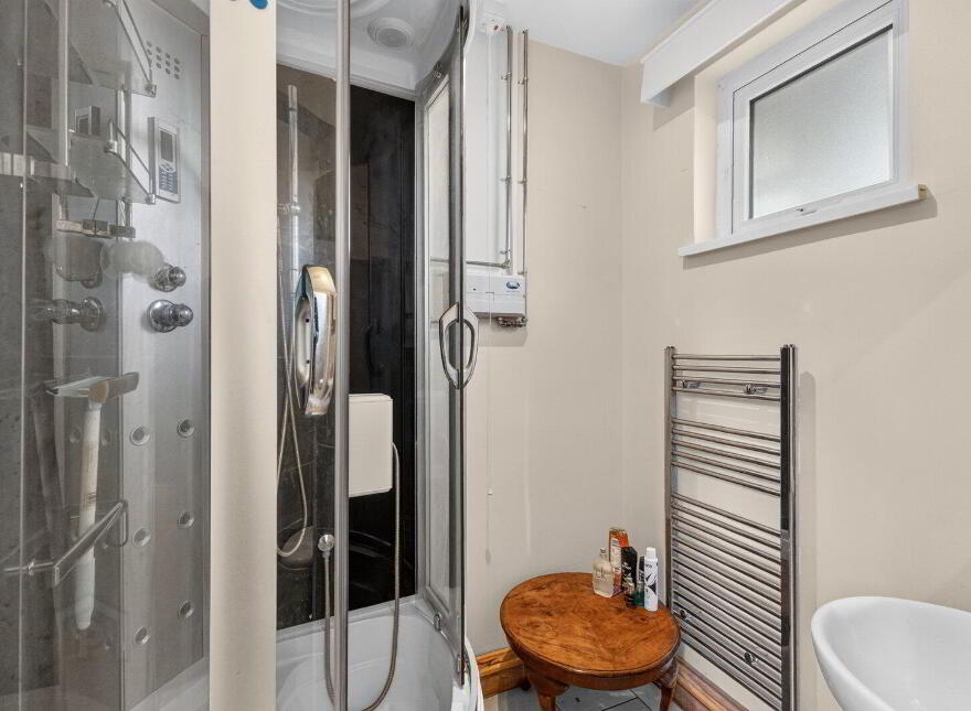 Seamourne, 268 Ballygowan Road, Crossnacreevy, Belfast, BT5 7UD