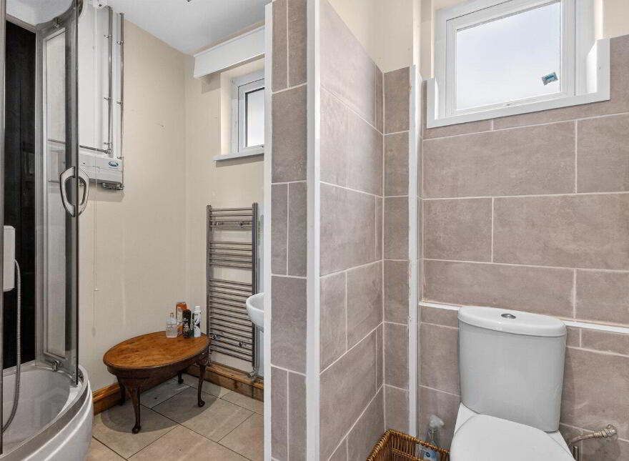 Seamourne, 268 Ballygowan Road, Crossnacreevy, Belfast, BT5 7UD