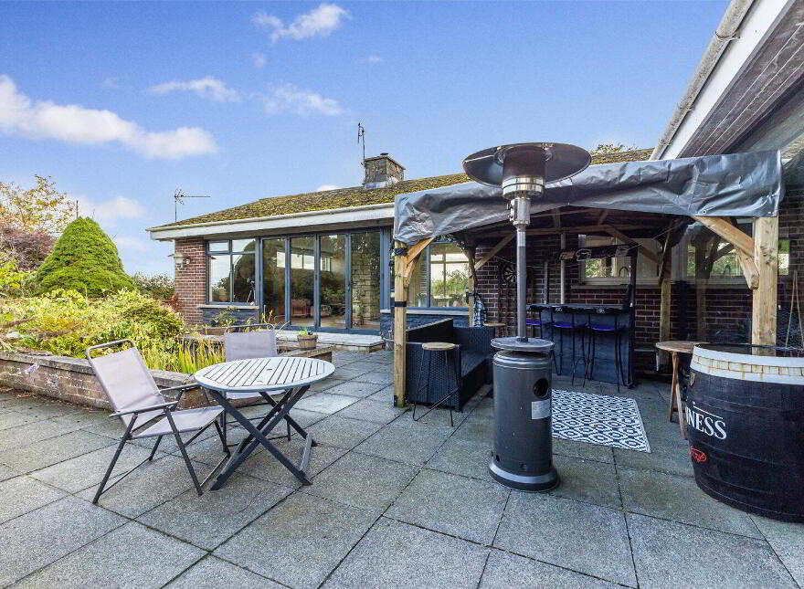 Seamourne, 268 Ballygowan Road, Crossnacreevy, Belfast, BT5 7UD