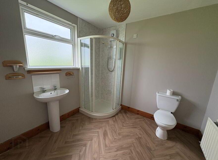 33 Annaghbane Road, Newry, BT34 1RZ