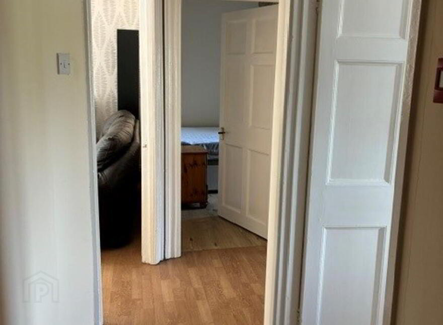 8A High Street, Portaferry, BT22 1QT