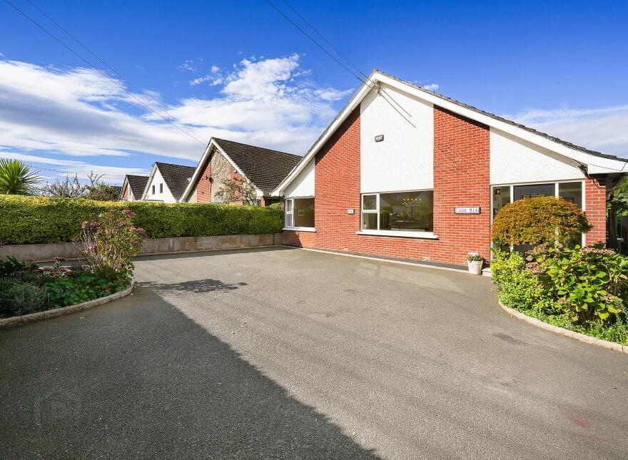 Casa Mia, Avondale Road, Killiney, A96X0X5
