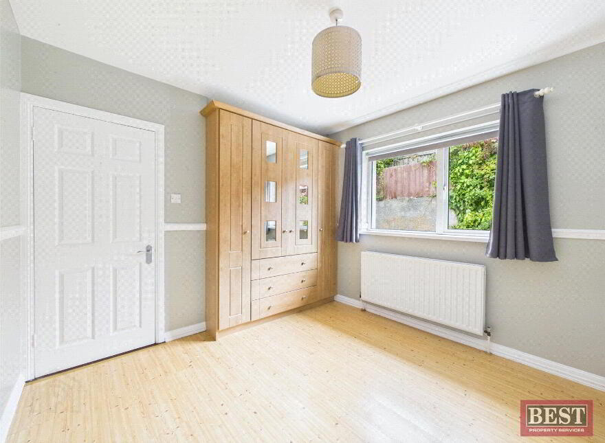 32 Oaklands, Newry, BT34 2SS