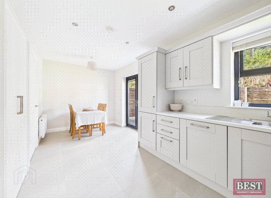 77 Gantry Lane, Newry, BT35 6FX