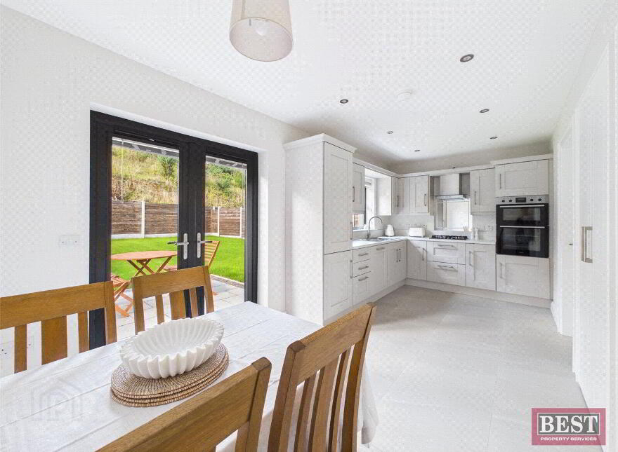 77 Gantry Lane, Newry, BT35 6FX