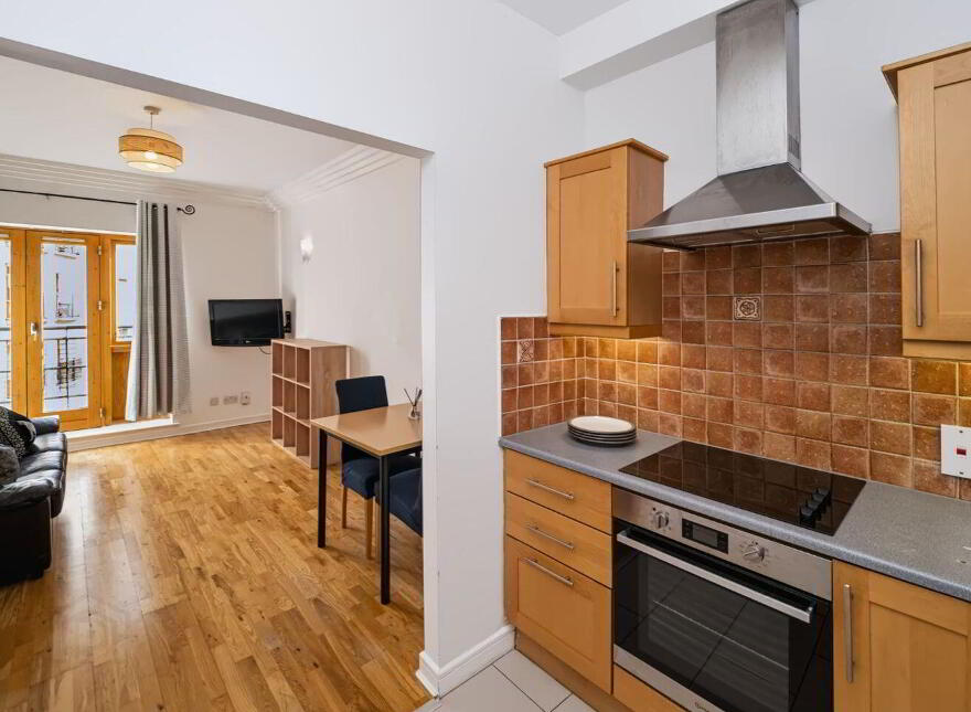 84 Spencer House, Custom House Square, Mayor Street Lower, IFSC, Ifsc, D01VP70