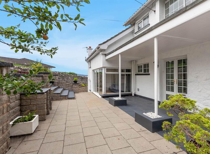 45 Glen Road, Cultra, Holywood, BT18 0HB