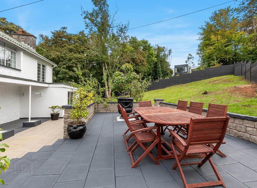 45 Glen Road, Cultra, Holywood, BT18 0HB