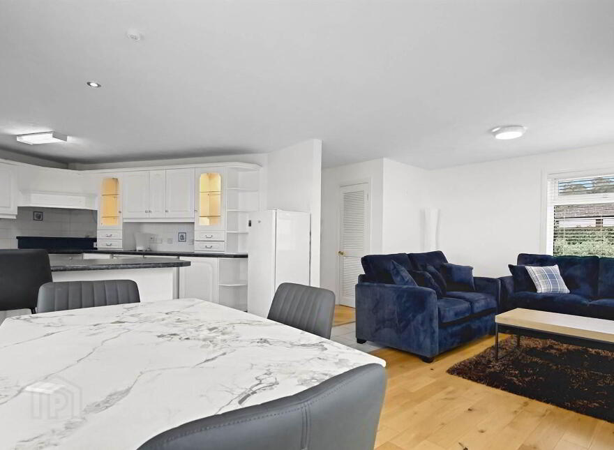 45 Glen Road, Cultra, Holywood, BT18 0HB