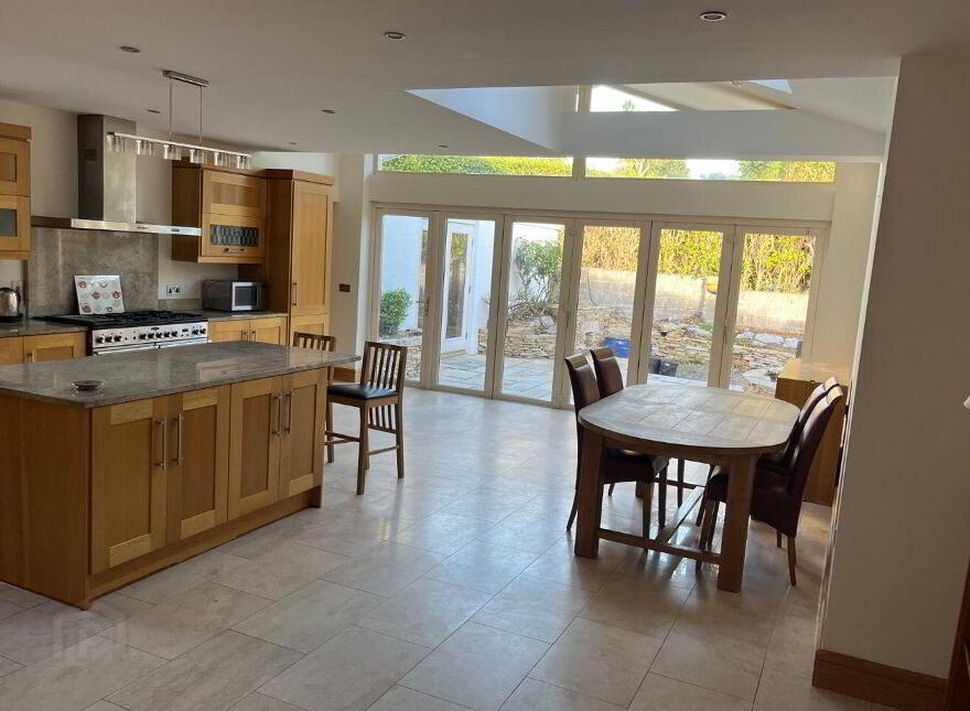 143 Hampton Cove, Balbriggan, K32CX25
