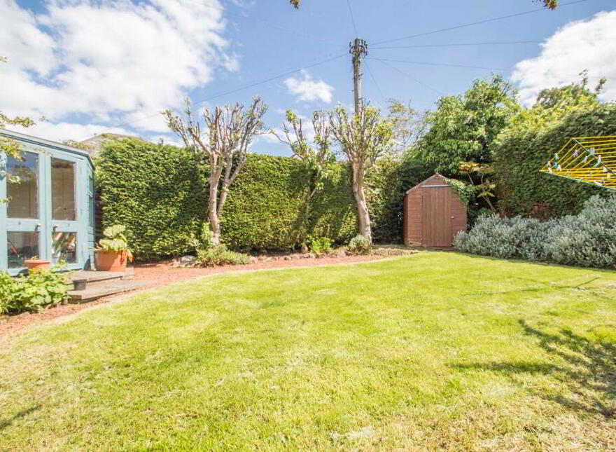 11 Swan Spring Avenue, Edinburgh, EH10 6NL