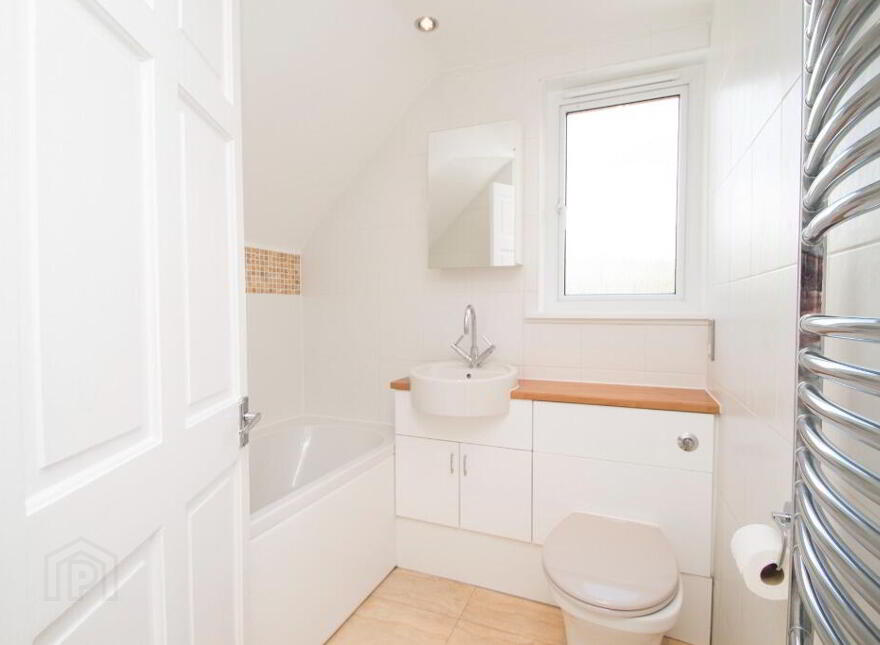 11 Swan Spring Avenue, Edinburgh, EH10 6NL