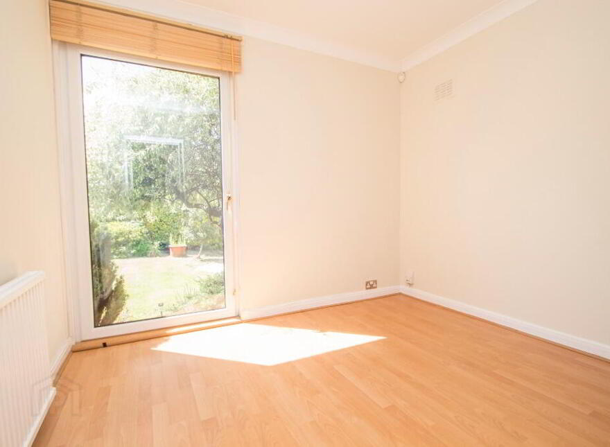 11 Swan Spring Avenue, Edinburgh, EH10 6NL