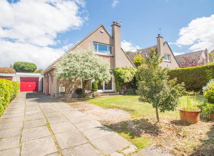 11 Swan Spring Avenue, Edinburgh, EH10 6NL
