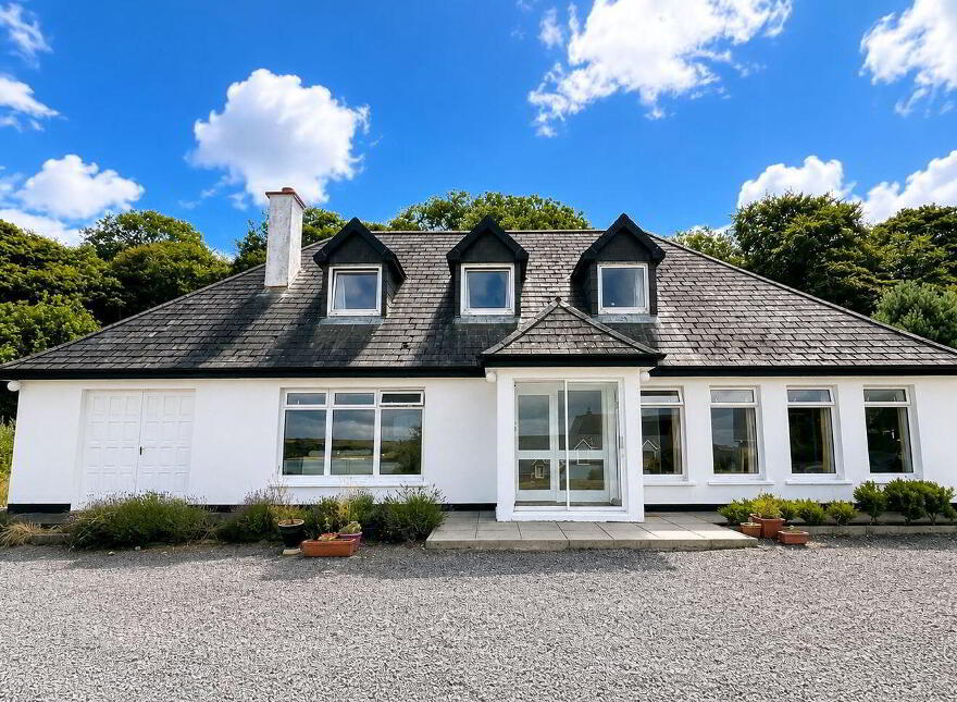 Woodpoint, Meadowlands, Courtmacsherry, P72KV76