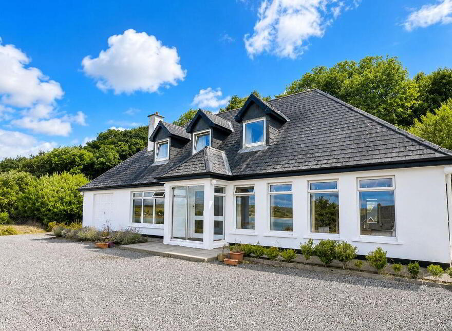 Woodpoint, Meadowlands, Courtmacsherry, P72KV76