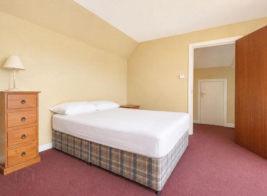 Woodpoint, Meadowlands, Courtmacsherry, P72KV76