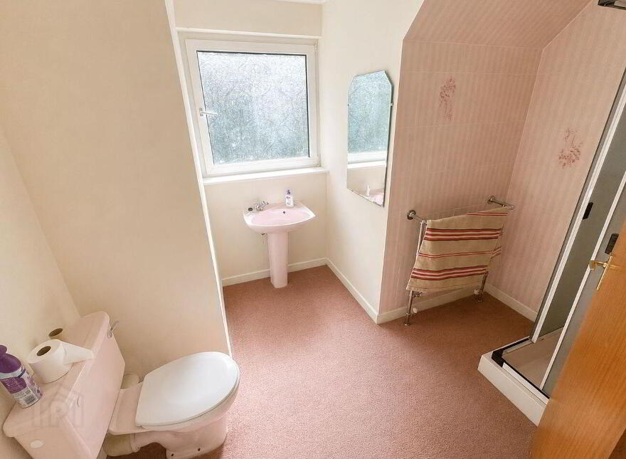 Woodpoint, Meadowlands, Courtmacsherry, P72KV76