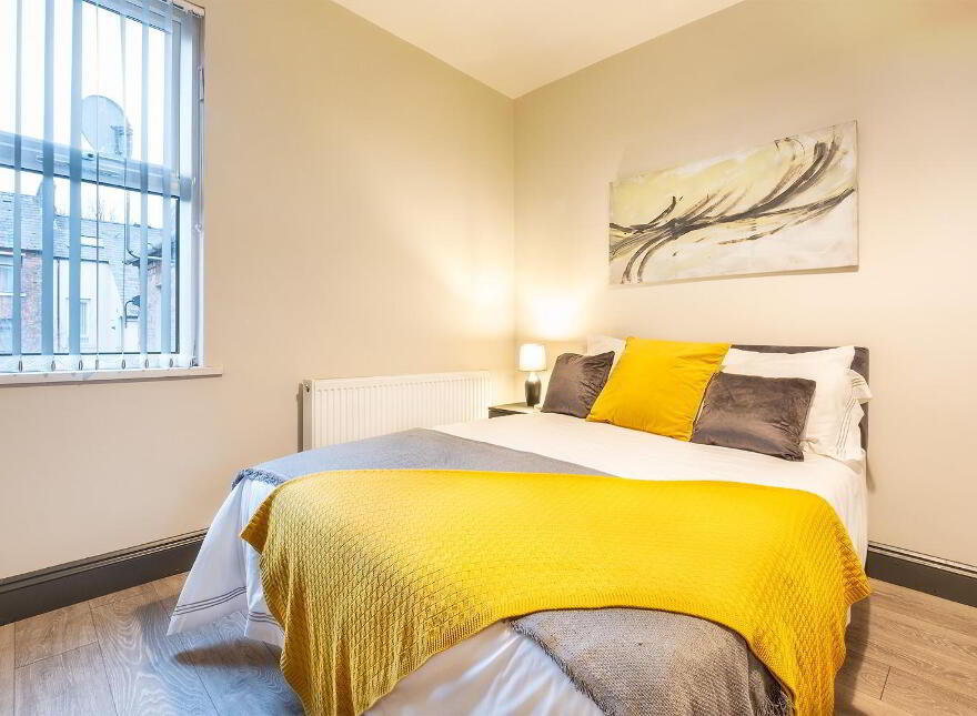 Room 3, 66 Willowbank Gardens, Belfast, BT15 5AJ