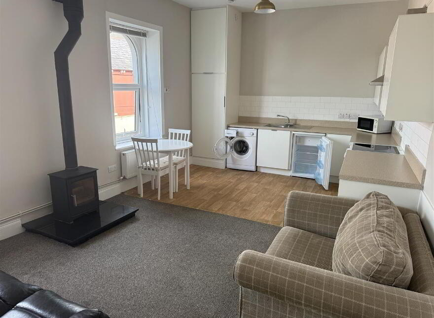 4B Causeway Road, Newcastle, BT33 0DL