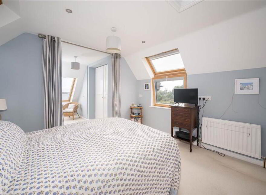 8 Castle View, Dundrum, Newcastle, BT33 0SA