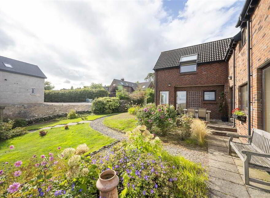 8 Castle View, Dundrum, Newcastle, BT33 0SA
