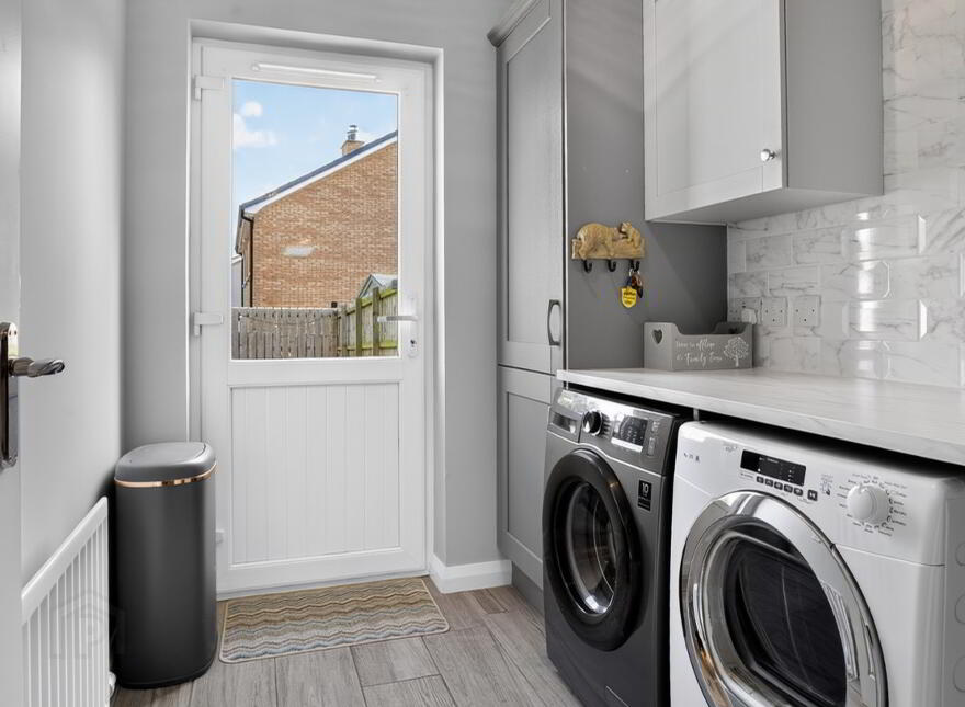 8 Foxton Wood Hill, Ballymena, BT42 4FB