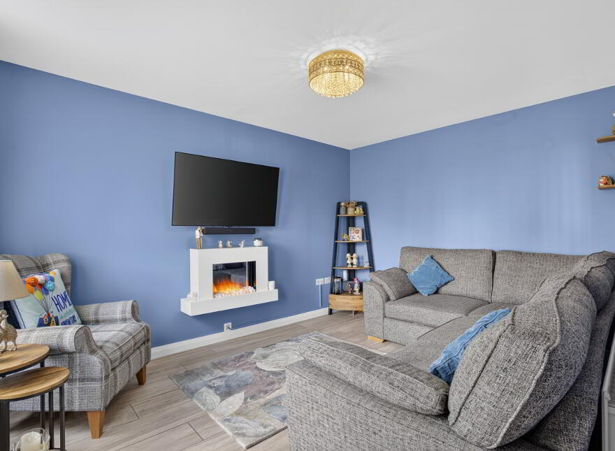 8 Foxton Wood Hill, Ballymena, BT42 4FB