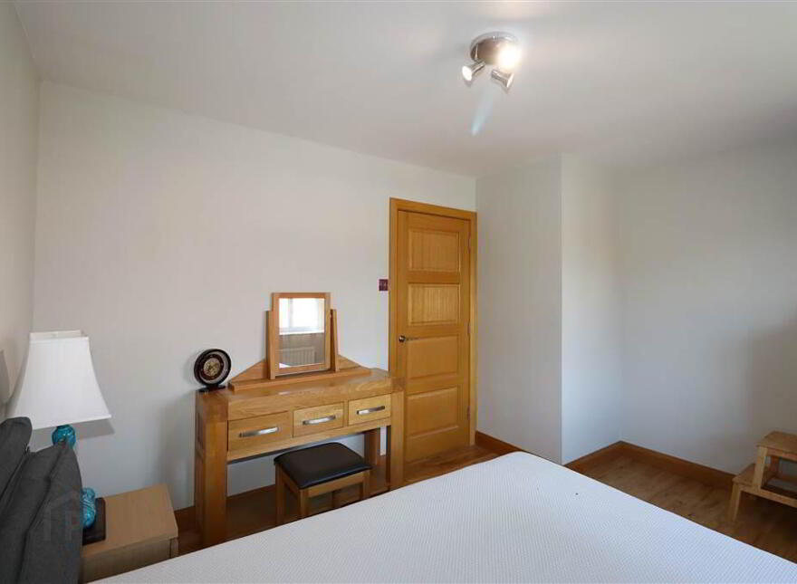 33 Knockdarragh Park, Lisburn, BT28 2XZ
