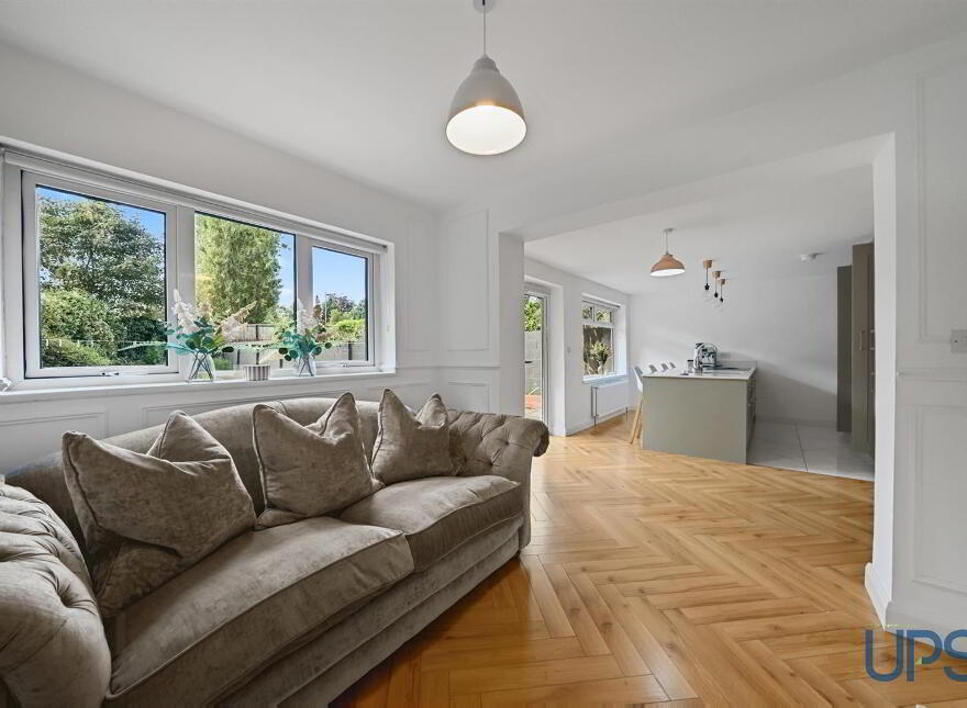 27 Orchardville Gardens, Finaghy Road North, Belfast, BT10 0JU