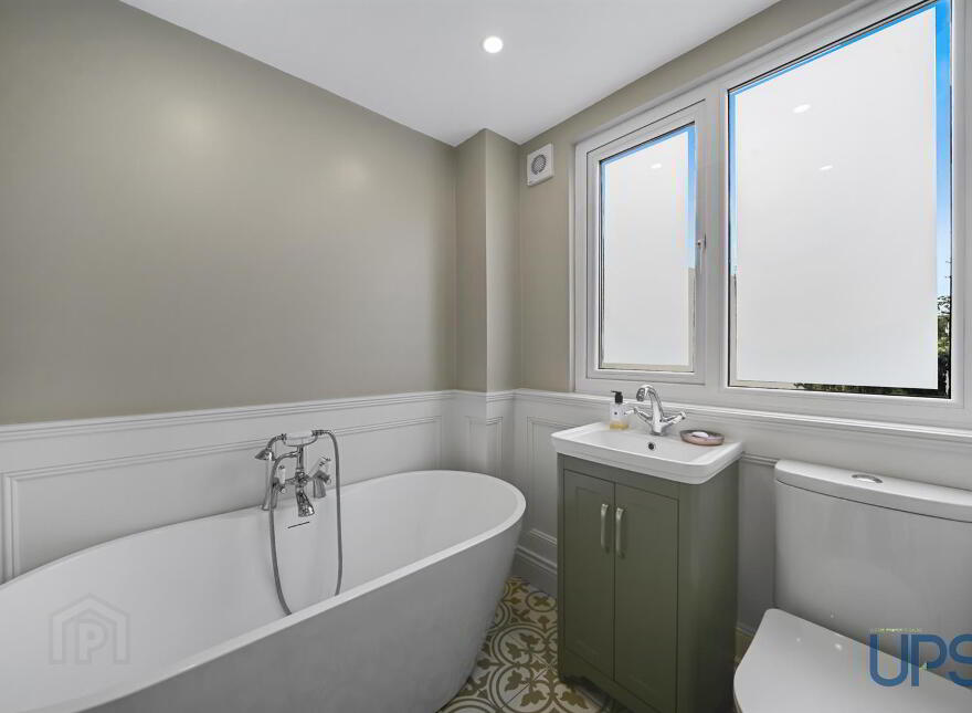 27 Orchardville Gardens, Finaghy Road North, Belfast, BT10 0JU